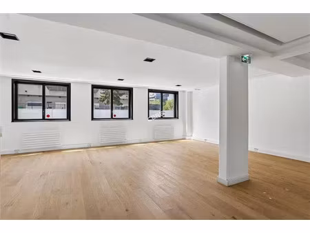 location bureau boulogne billancourt 145 m²