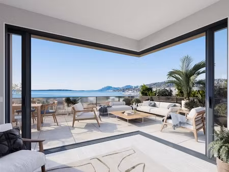 terrace  sea views and sunlit living — a fourth-floor juan‑les‑pins retreat (339 k€ after.