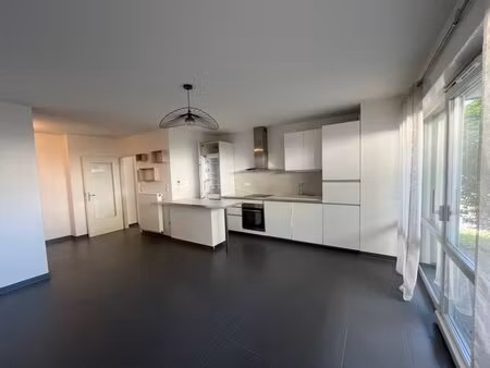 à louer appartement 70 m² – 1 130 € |thionville-élange