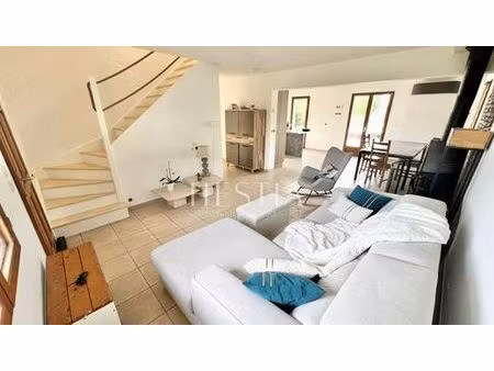 maison de prestige en vente vallières  france