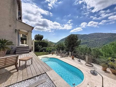 magnifique villa avec piscine - entre tourrette-levens et aspremont