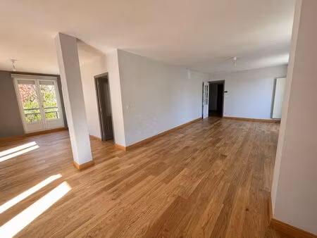 à louer appartement 95 m² – 750 € |calais