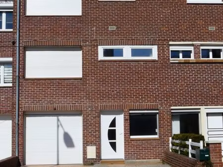 à louer maison 92 9 m² – 778 € |hazebrouck