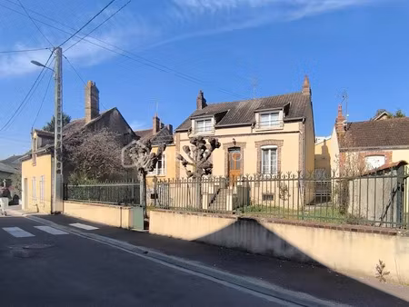 vente maison 5 pièces 71 m² à saint-florentin (89600)  98 000 €
