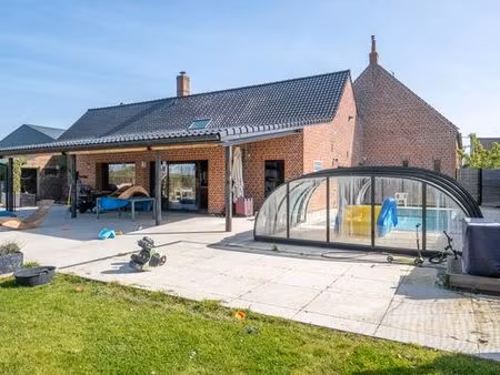 prestigieuse maison en vente cappelle-en-pévèle  france