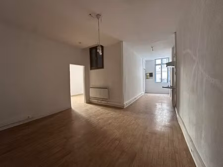 location appartement 2 pièces 49m² montpellier 34000