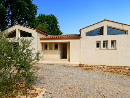 location maison 3 pièces 107m² castries 34160