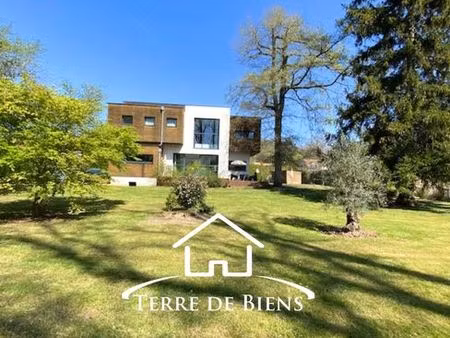 maison de luxe 6 chambres en vente à ambleny  hauts-de-france