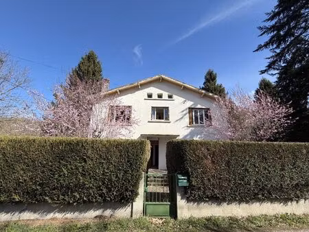 maison individuelle sur commune de oust 09140