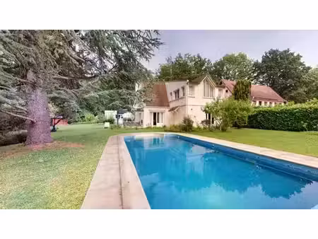 maison de luxe de 8 pièces en vente à dampierre-en-yvelines  île-de-france