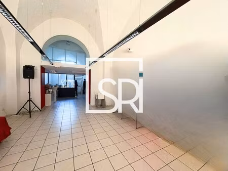 location local commercial 164m² clermont ferrand 63000