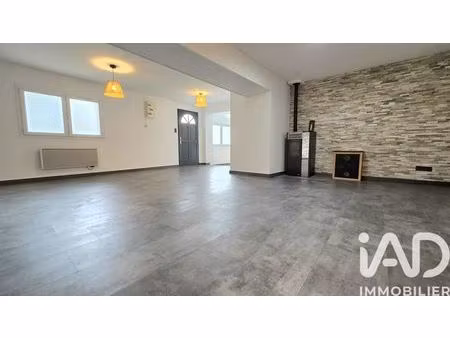 appartement à lumes (08440)