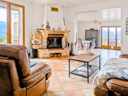 maison individuelle de 141 m2 - plein sud - vue degagee