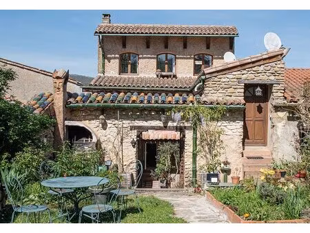 une propriete magnifique dans un cadre splendide