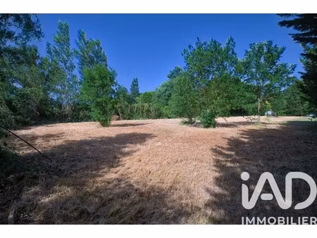 vente terrain 2 098 m²