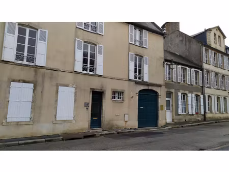 grand f4 à proximité du centre ville