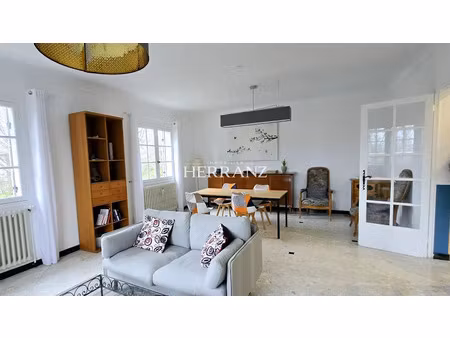vente maison 7 pièces 175 m² à port-sainte-foy-et-ponchapt (33220)  191 000 €