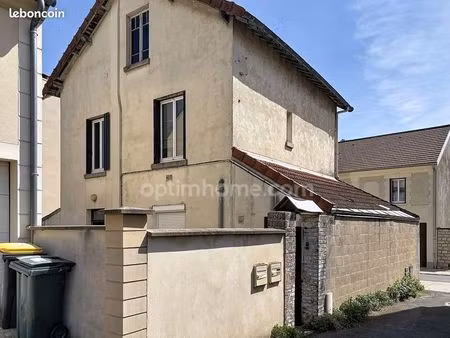 immeuble 4 pièces 100 m²