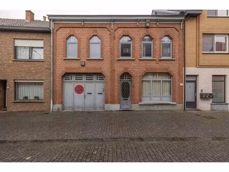 opbrengsteigendom bestaande uit 3 appartementen