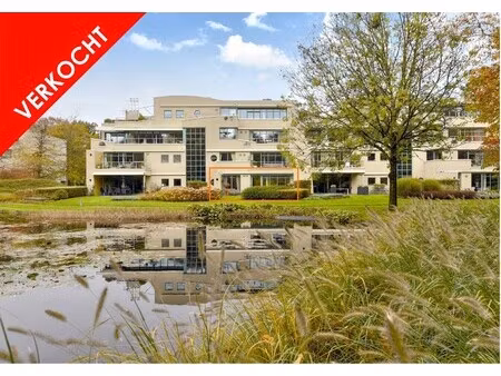 gelijkvloers appartement in het park residentie “de dennen”