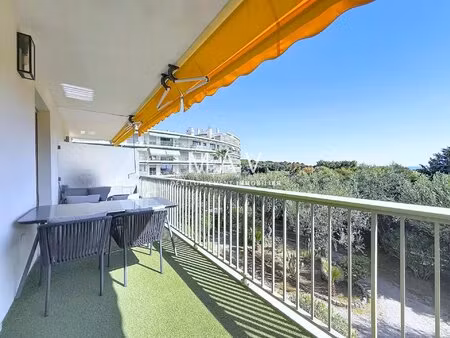 roquebrune-cap-martin/plateau du cap appartement 2 pièces rénové terrasse aperçu mer et vu