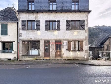 maison 9 pièces 151 m²