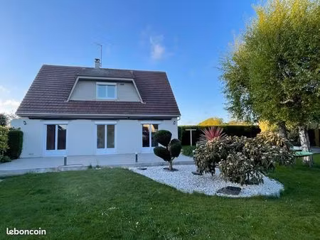 maison de 105 m2 avec piscine