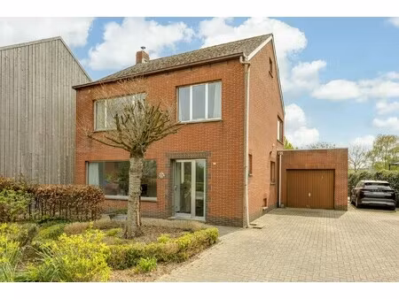 ruime gezinswoning met tuin op topligging in hoogstraten