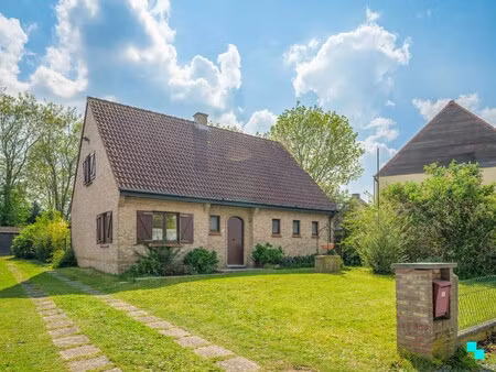charmante open bebouwing in het hart van bottelare