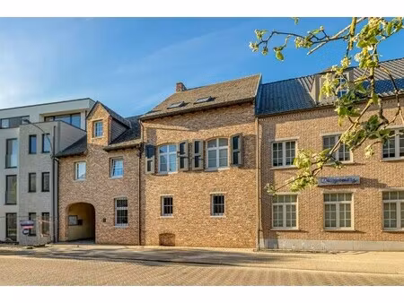 woning met praktijk  bijgebouw en tuin in beerzel-dorp!