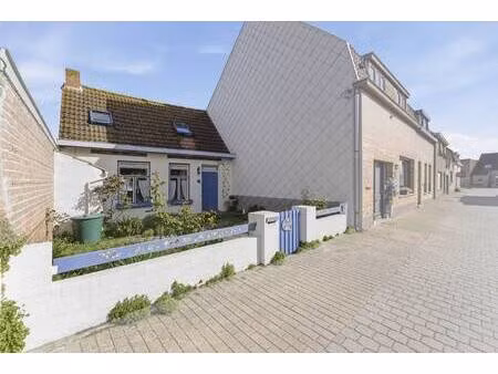 huis te koop in veurne met 1 slaapkamer