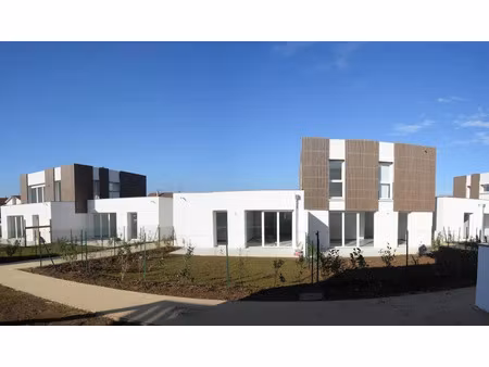 location appartement 4 pièces 79 m² à coublevie (38500)