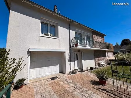 pavillon 7 pièces 136 m²