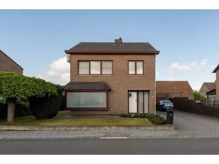 goed onderhouden 3 slk woning nabij het centrum van lommel