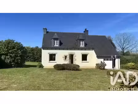maison à saint-coulitz (29150)
