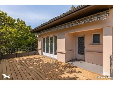maison 5 pièces 158 m²