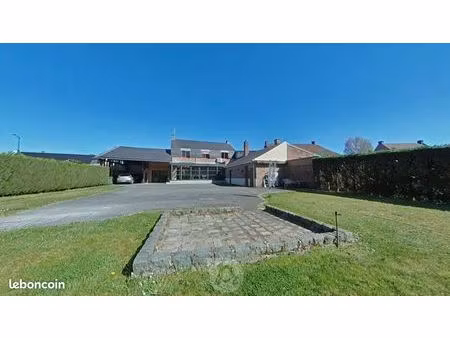 maison 6 pièces 200 m²