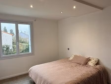 appartement deux chambres proche porte de paris/gare