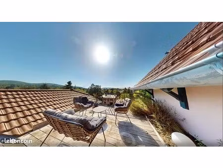 duplex 6 pièces 148 m²