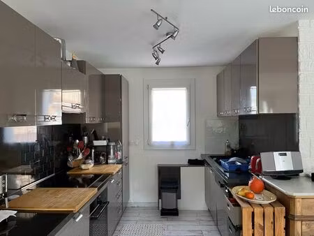 maison 3 chambres grand garage