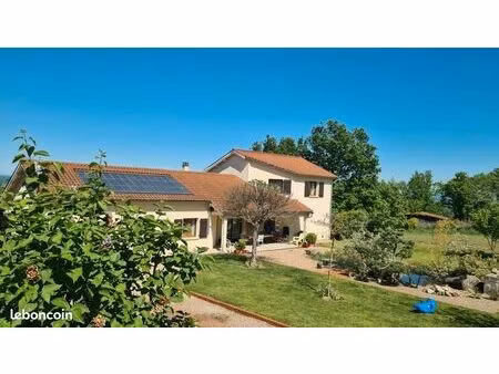 maison 6 pièces 155 m²