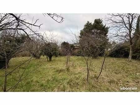 terrain 710 m² sainte foy lès lyon