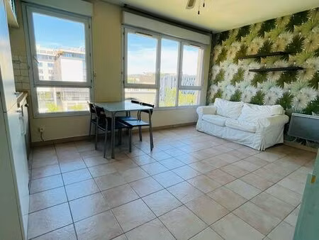 beau studio centre aix