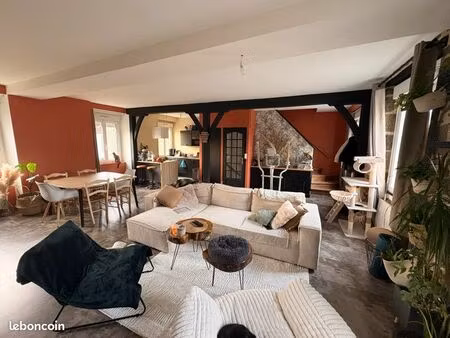 appartement 90 m² – centre de briouze