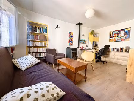 maison de village 4pièces lumineuse d'environ 100m2 3 chambres terrasse