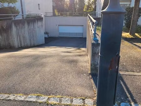 garage fermé résidence les feuillères brunstatt