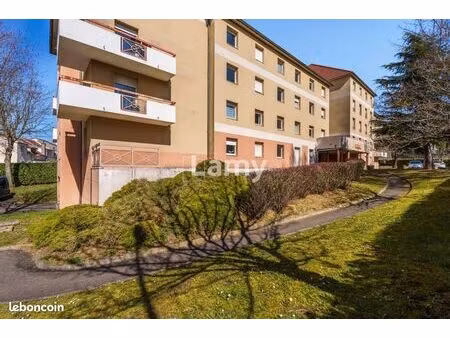 studio 1 pièce 18 m²