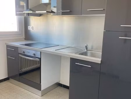 t2 lumineux  calme et rénové