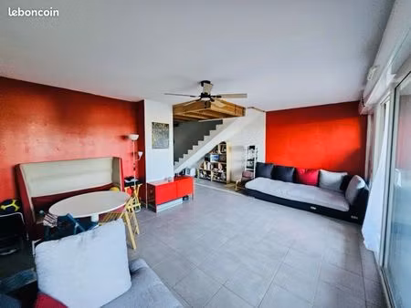 villa 74 m2 / balcon / jardin / résidence avec piscine