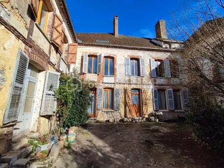 maison de 190 m² à villeneuve-l'archeveque